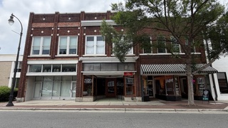 The brick office building where Judith Romanowski Attorney at Law is housed